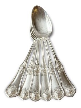 Vintage Oxford Garland Floral Pattern 1910 Silverplate Set of 6 Soup Spoons